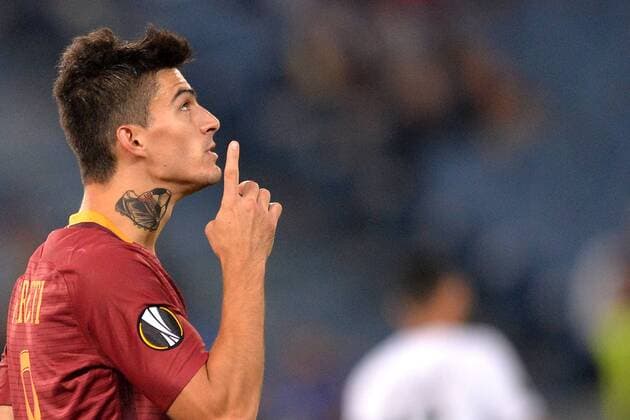 Jubel Diego Perotti Eigentor. gol celebration. Fußball Champions League 2016 2017 AS Roma - Astra Giurgiu AntoxBaldassarre