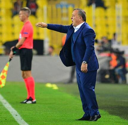 UEFA Europa League Group A day 2 match between Fenerbahce and Feyenoord at Ulker Stadium in Istanbul , Turkey , September 29 , 2016. Pictured: Coach Dick Advocaat of Fenerbahce. 
