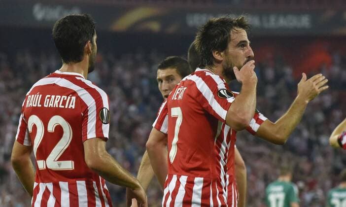Athletic Bilbao s Benat celebrates his goal against Rapid Viena during the UEFA EURO EM Europameisterschaft Fussball match between Athletic Bilbao and Rapid Viena, Bilbao, Basque Country, Spain. ATHLETIC BILBAO VS. RAPID DE VIENA !ACHTUNG: NUR REDAKTIONELLE NUTZUNG!  BIL001 20160929-636107861566765989