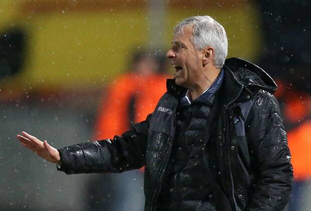 KRASNODAR, RUSSIA - SEPTEMBER 29, 2016: OGC Nice s Lucien Favre gesturing in the 2016 17 UEFA Europe League Group I Round 2 football match against FC Krasnodar at the Kuban Stadium. Krasnodar won the game 5-2. Vitaly Timkiv TASS  TS032CDA