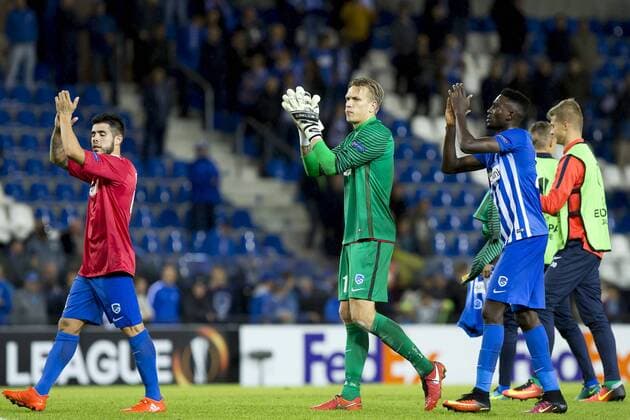 Genk s goalkeeper Marco Bizot (C) pictured after a game on the second day of the group stage (group F) of the Europa League competition between Belgian soccer team KRC Genk and Italian club US Sassuolo Calcio in Genk, Thursday 29 September 2016. KRISTOFxVANxACCOM  x04944055x