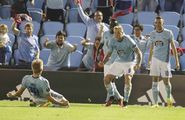 Fußball, EL, Celta de Vigo - Panathinaikos Athen Wass. Europa League match between Celta Vigo and Panathinaikos Athen. In this picture, Wass celebrates his goal. xJORGExLANDINx 