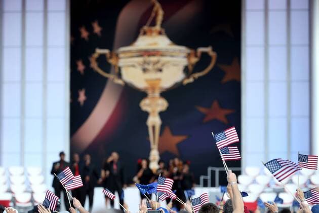 Bilder des Tages - SPORT GOLF - Ryder Cup 2016 CHASKA,MINNESOTA,USA,29.SEP.16 - GOLF - Ryder Cup, Hazeltine National Golf Club, opening ceremony. Image shows flags. GEPAxpictures xDanielxGoetzhaber