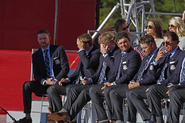 September 29, 2016: Chaska, MN, USA; Team USA reacts to a tribute to honor Arnold Palmer during the opening ceremony for the 2016 Ryder Cup at Hazeltine National Golf Club in Chaska, MN. (Photo by Brian Spurlock Icon Sportswire) GOLF: SEP 29 PGA Golf Herren - Ryder Cup - Opening Ceremony Icon16092971 EDITORIAL USE ONLY