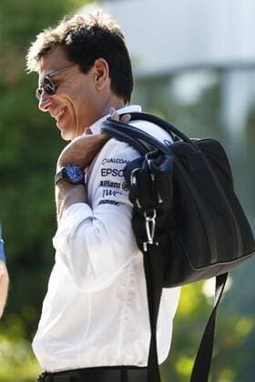 Formel 1, GP Malaysia, Freies Training Motorsports: FIA Formula One World Championship WM Weltmeisterschaft 2016, Grand Prix of Malaysia, Toto Wolff (AUT, Mercedes AMG Petronas Formula One Team), xHOCHxZWEIx