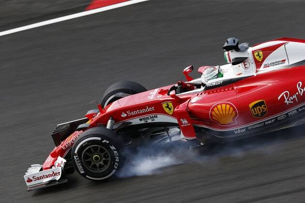 Formel 1, GP Malaysia, Freies Training Motorsports: FIA Formula One World Championship WM Weltmeisterschaft 2016, Grand Prix of Malaysia, 5 Sebastian Vettel (GER, Scuderia Ferrari), xHOCHxZWEIx
