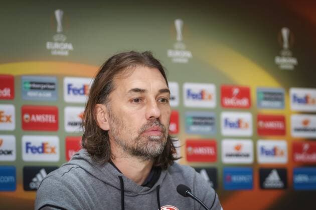 UEFA Europe League: Gabala - FSV Mainz 05 Head coach of FSV Mainz 05, Martin Schmidt , speaks during a press conference PK Pressekonferenz at the 8km stadium stadium in Baku, Azerbaijan, 29 September 2016.  AzizxKarimovx xPacificxPress