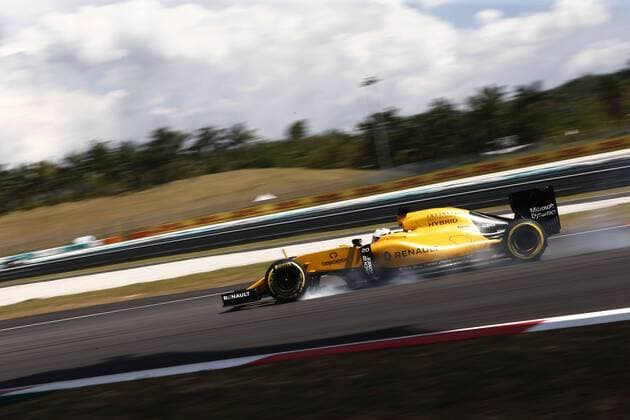Motorsports: FIA Formula One World Championship WM Weltmeisterschaft 2016, Grand Prix of Malaysia, 20 Kevin Magnussen (DEN, Renault Formula 1 Team), xHOCHxZWEIx