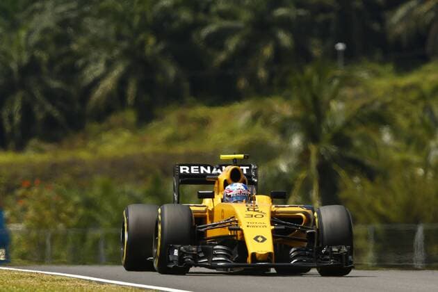 Motorsports: FIA Formula One World Championship WM Weltmeisterschaft 2016, Grand Prix of Malaysia, 30 Jolyon Palmer (GBR, Renault Formula 1 Team), xHOCHxZWEIx