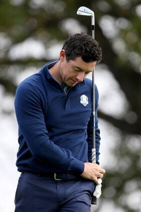 GOLF - Ryder Cup 2016 CHASKA,MINNESOTA,USA,30.SEP.16 - GOLF - Ryder Cup, Hazeltine National Golf Club. Image shows the disappointment of Rory Mcilroy (IRL). GEPAxpictures xDanielxGoetzhaber