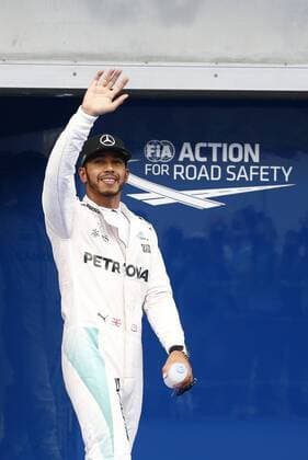 Motorsports: FIA Formula One World Championship WM Weltmeisterschaft 2016, Grand Prix of Malaysia, 44 Lewis Hamilton (GBR, Mercedes AMG Petronas Formula One Team), xHOCHxZWEIx
