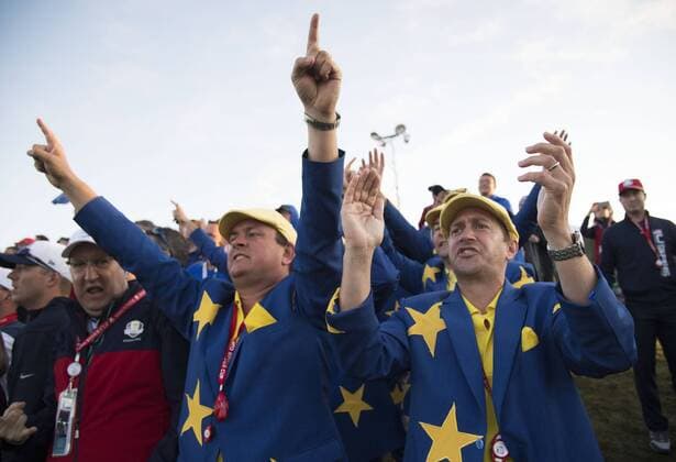European team fans cheer on day 2 of the 2016 Ryder Cup at Hazeltine National Golf Club in Chaska, Minnesota on October 1 2016.  MIN20161001305 KEVINxDIETSCH
