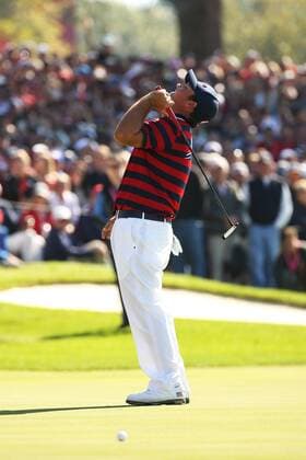 GOLF - Ryder Cup 2016 CHASKA,MINNESOTA,USA,01.OKT.16 - GOLF - Ryder Cup, Hazeltine National Golf Club. Image shows the disappointment of Patrick Reed (USA). GEPAxpictures xDanielxGoetzhaber