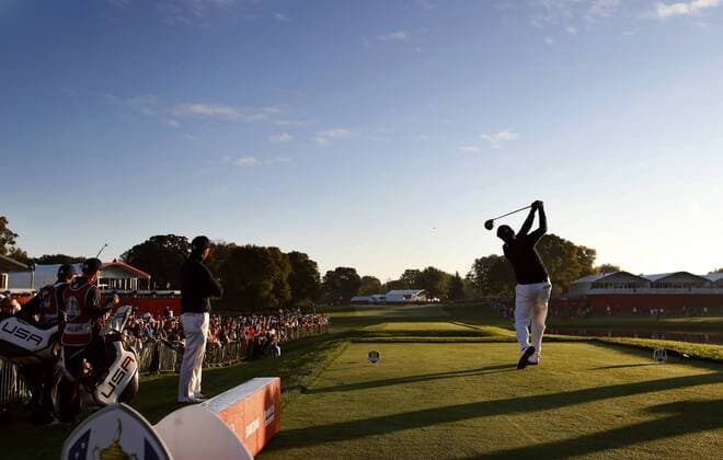 October 1, 2016 - Chaska, MN, USA - Phil Mickelson teed off of the second hole during the morning session of the Ryder Cup on Saturday..... .. .. CARLOS GONZALEZ cgonzalez@startribune.com - October 1, 2016, Chaska, MN, Hazeltine National Golf Club, 2016 Ryder Cup Minneapolis News - October 1, 2016 - ZUMAm42_