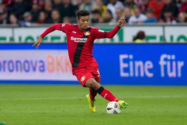 Leverkusen, Germany 01.10.2016, 1.Bundesliga 6. Spieltag, Bayer 04 Leverkusen - BV Borussia Dortmund, 2:0, Benjamin Henrichs (Leverkusen) ( DeFodi001