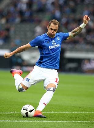 Pierre Michel Lasogga Einzelbild Freisteller Aktion Fußball Fussball DFL Bundesliga Herren Saison 2016 2017 01.10.2016 Hertha BSC Berlin vs. Hamburger SV HSV