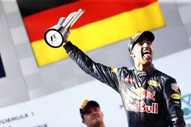 Motorsports: FIA Formula One World Championship WM Weltmeisterschaft 2016, Grand Prix of Malaysia, 3 Daniel Ricciardo (AUS, Red Bull Racing), xHOCHxZWEIx