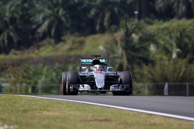 Formel 1, GP Malaysia Malaysian Grand Prix, Sepang 29 September - 2 October 2016 02.10.2016 - Race, Lewis Hamilton (GBR) Mercedes AMG F1 W07 Hybrid 