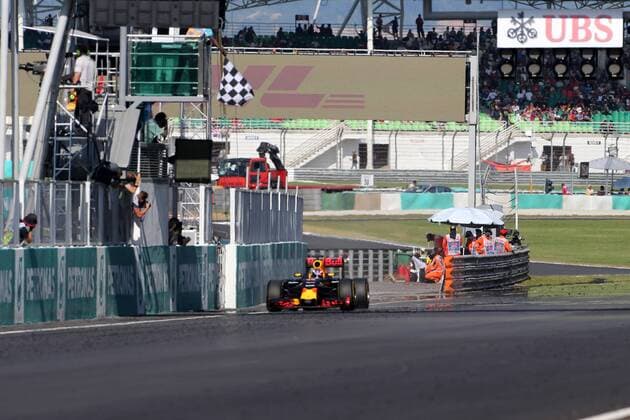 Malaysian Grand Prix, Sepang 29 September - 2 October 2016 02.10.2016 - Race, Daniel Ricciardo (AUS) Red Bull Racing RB12 race winner 