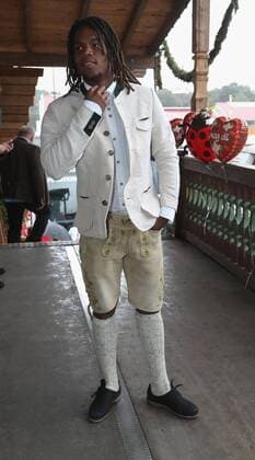 Renato SANCHES (Bayern Muenchen). Fussball FC Bayern Muenchen, traditioneller Oktoberfestbesuch in der Kaefer Schenke, am 02.10.2016 in Muenchen Deutschland.