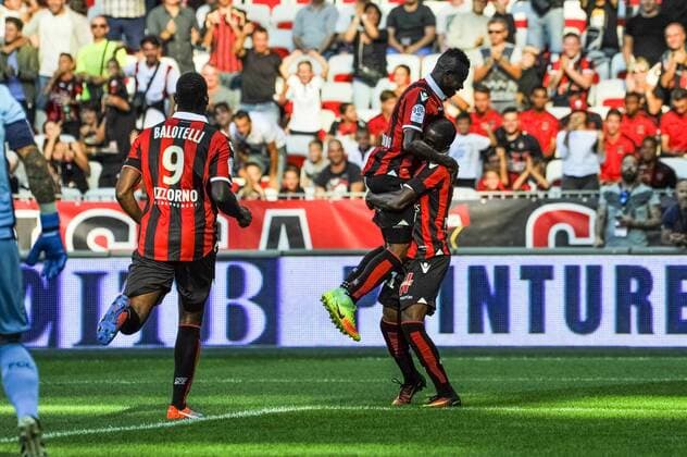 Fußball, OGC Nizza - FC Lorient Ricardo Peireira (ogcnice) - - Jean Michael Seri (ogcnice) - mario Balotelli (ogcnice) FOOTBALL : OGC Nice vs FC Lorient - Ligue 1 - 02 10 2016 NorbertScanella Panoramic 