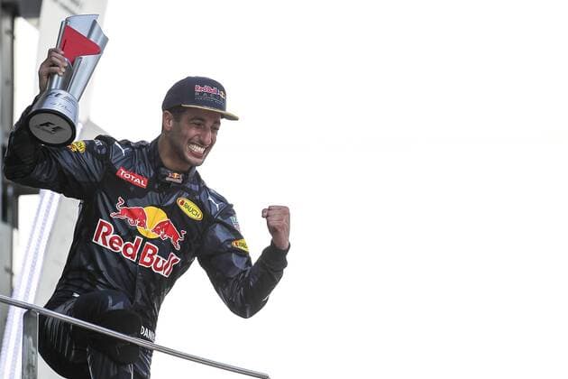 02 October 2016: Daniel Ricciardo of Red Bull Racing celebrate on the podium after winning the race of the Formula 1 Petronas Malaysia Grand Prix held at Sepang International Circuit in Sepang, Malaysia.(Photo by Hazrin Yeob Men Shah Icon Sportswire) AUTO: OCT 02 Formula 1 - Malaysia Grand Prix Icon3781610028093 EDITORIAL USE ONLY