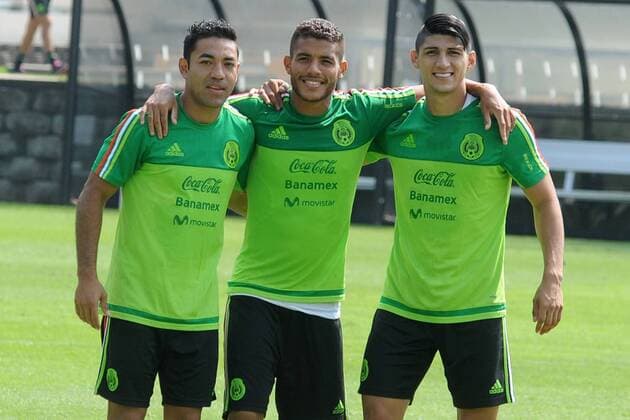 Fußball, Nationalteam Mexiko Training und PK October 4, 2016 - Mexico - EUM20161004DEP03.JPG.CIUDAD DE MEXICO Soccer Futbol-FMF.- Los futbolistas mexicanos Marco Fabian, Jonathan Dos Santos y Alan Pulido, durante el entrenamiento de la seleccion mexicana de futbol en el Centro de Alto Rendimiento (CAR), previo a su duelo amistoso frente a la seleccion de Nueva Zelanda, el martes 4 de octubre de 2016.  - ZUMAu78_