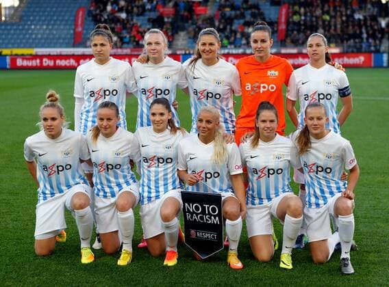 SOCCER - CL women, Sturm vs Zuerich GRAZ,AUSTRIA,05.OCT.16 - SOCCER - UEFA Champions League, women, SK Sturm Graz vs FC Zuerich. Image shows the lineup of Zuerich . GEPAxpictures xDavidxRodriguez