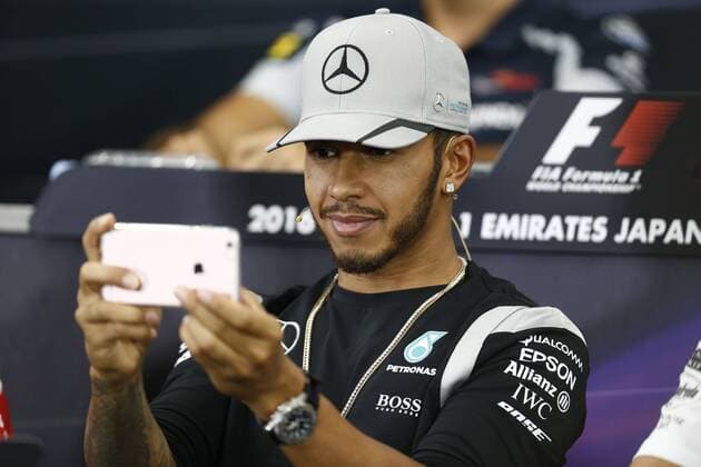 Motorsports: FIA Formula One World Championship WM Weltmeisterschaft 2016, Grand Prix of Japan, 44 Lewis Hamilton (GBR, Mercedes AMG Petronas Formula One Team), xHOCHxZWEIx