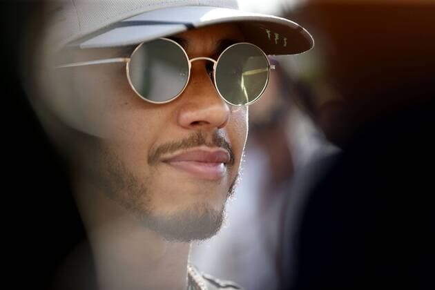 Motorsports: FIA Formula One World Championship WM Weltmeisterschaft 2016, Grand Prix of Japan, 44 Lewis Hamilton (GBR, Mercedes AMG Petronas Formula One Team), xHOCHxZWEIx