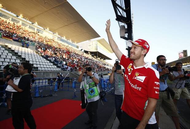 Motorsports: FIA Formula One World Championship WM Weltmeisterschaft 2016, Grand Prix of Japan, 5 Sebastian Vettel (GER, Scuderia Ferrari), xHOCHxZWEIx