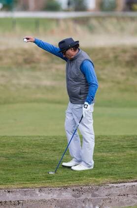 06.10.2016. Carnoustie Golf Course, Fife, Scotland. Alfred Dunhill Links Championship Golf 1st Round. Cuban American actor and director Andy Garcia drops out from being in a burn xDuncanxMcGlynnx  ActionPlus11797142