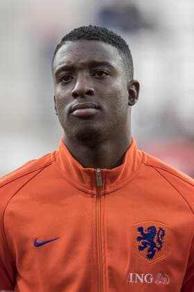 Riechedly Bazoer of Netherland U21during the U21 U 21 World Cup qualifying match between Netherlands U21 and Turkey U21 on October 6, 2016 at the AFAS stadium in Alkmaar, The Netherlands. Netherlands U21 v Turkey U21 World Cup U21 qualifier 2016 2017 xVIxGerritxvanxKeulenxIVx 6353955