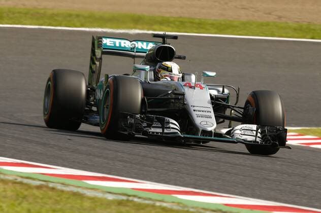 Motorsports: FIA Formula One World Championship WM Weltmeisterschaft 2016, Grand Prix of Japan, 44 Lewis Hamilton (GBR, Mercedes AMG Petronas Formula One Team), xHOCHxZWEIx