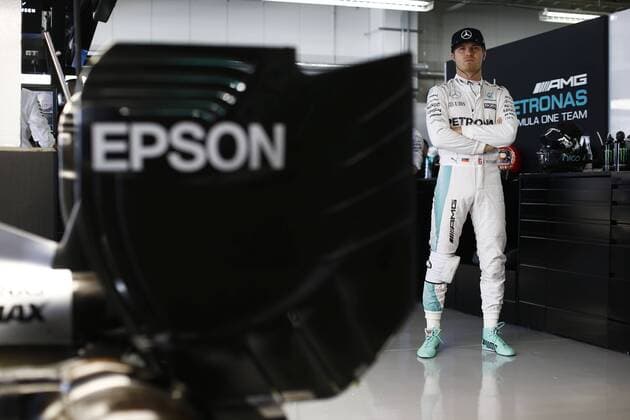 Motorsports: FIA Formula One World Championship WM Weltmeisterschaft 2016, Grand Prix of Japan, 6 Nico Rosberg (GER, Mercedes AMG Petronas Formula One Team), xHOCHxZWEIx