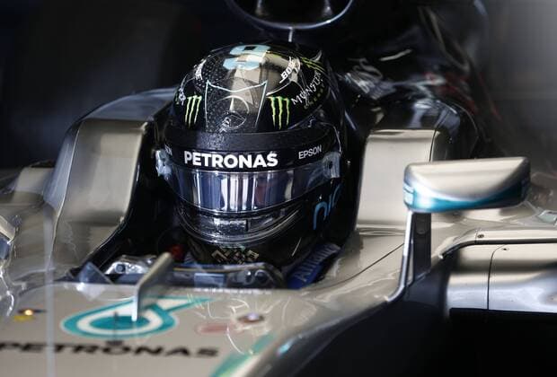 Motorsports: FIA Formula One World Championship WM Weltmeisterschaft 2016, Grand Prix of Japan, 6 Nico Rosberg (GER, Mercedes AMG Petronas Formula One Team), xHOCHxZWEIx