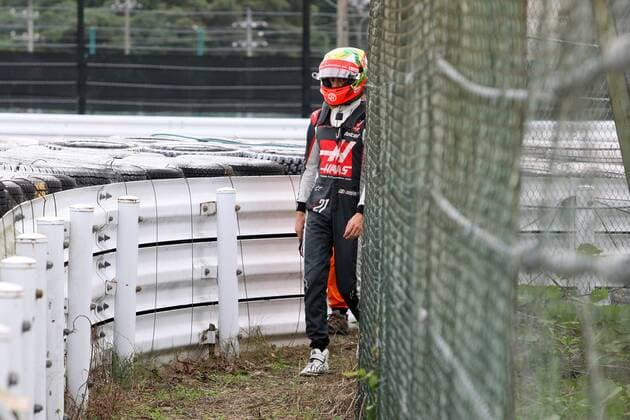Japanese Grand Prix, Suzuka 6 - 9 October 2016 07.10.2016 - Free Practice 2, Esteban Gutierrez (MEX) Haas F1 Team VF-16 