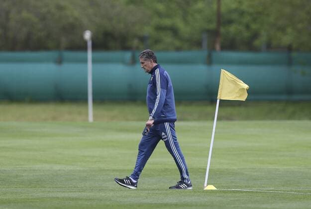 Argentinian national soccer head coach Edgardo Bauza participates in a trainning session at Argentina s Football Asociation (AFA) facilities in Buenos Aires, Argentina, 07 October 2016. Argentina s trainning !ACHTUNG: NUR REDAKTIONELLE NUTZUNG!  20161007-636114590245866456