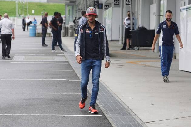 Japanese Grand Prix, Suzuka 6 - 9 October 2016 08.10.2016 - Carlos Sainz Jr (ESP) Scuderia Toro Rosso STR11 