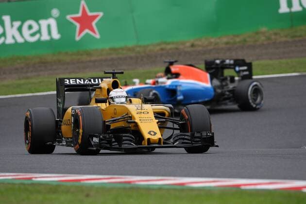 Japanese Grand Prix, Suzuka 6 - 9 October 2016 08.10.2016 - Free Practice 3, Kevin Magnussen (DEN) Renault F1 Team RS16 and Pascal Wehrlein (GER) Manor Racing MRT05 