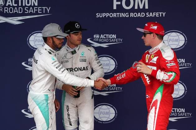 Japanese Grand Prix, Suzuka 6 - 9 October 2016 08.10.2016 - Qualifying, 2nd position Lewis Hamilton (GBR) Mercedes AMG F1 W07 Hybrid, Nico Rosberg (GER) Mercedes AMG F1 W07 Hybrid pole position and 3rd position Kimi Raikkonen (FIN) Scuderia Ferrari SF16-H 