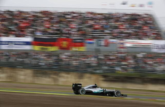Motorsports: FIA Formula One World Championship WM Weltmeisterschaft 2016, Grand Prix of Japan, 6 Nico Rosberg (GER, Mercedes AMG Petronas Formula One Team), xHOCHxZWEIx
