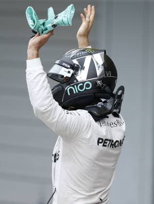 Motorsports: FIA Formula One World Championship WM Weltmeisterschaft 2016, Grand Prix of Japan, 6 Nico Rosberg (GER, Mercedes AMG Petronas Formula One Team), xHOCHxZWEIx