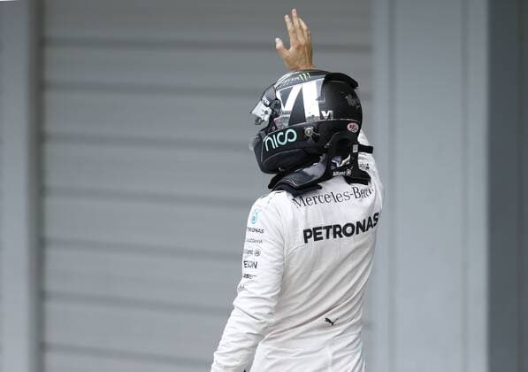 Motorsports: FIA Formula One World Championship WM Weltmeisterschaft 2016, Grand Prix of Japan, 6 Nico Rosberg (GER, Mercedes AMG Petronas Formula One Team), xHOCHxZWEIx