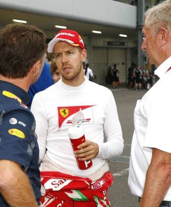 Motorsports: FIA Formula One World Championship WM Weltmeisterschaft 2016, Grand Prix of Japan, Christian Horner (GBR, Red Bull Racing), 5 Sebastian Vettel (GER, Scuderia Ferrari), Dr. Helmut Marko (AUT, Red Bull Racing), xHOCHxZWEIx