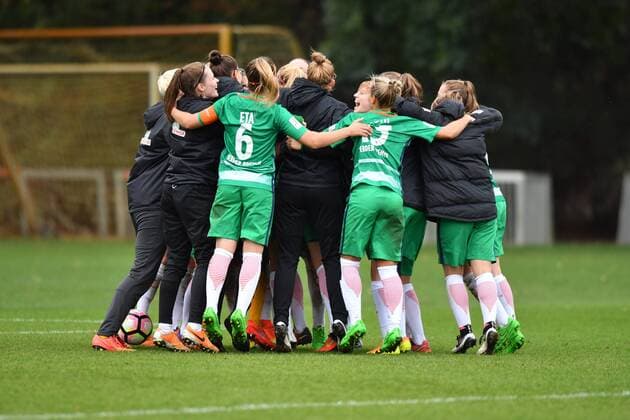 Fußball, Damen, DFB Pokal, SV Werder Bremen - 1. FFC Turbine Potsdam Jubel, Freuen, celebrate, happy, cheer , Goal Celebration Pokalsieg SV Werder Bremen Frauen, Frauenfussball - DFB Pokal der Frauen - SV Werder Bremen - 1.FFC Turbine Potsdam, xmkx