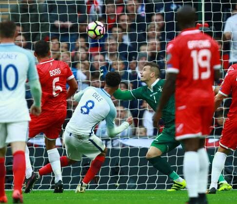 England v Malta - 2018 FIFA World Cup WM Weltmeisterschaft Fussball Qualifier . . London, UK . . 08.10.2016 Dele Alli (E) scores a goal for England. 2-0 