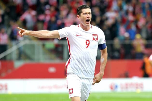 08.10.2016 WARSZAWA, WM Quali 2016 GROUP E Poland vs Danmark - ROBERT LEWANDOWSKI GOL FOTO JAKUBxPIASECKI CYFRASPORT NEWSPIX.PL --- Newspix.pl FRANCE OUT!  20161008CSJP3061