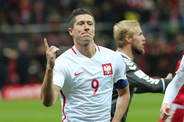 08.10.2016 WARSZAWA, WM Quali 2016 GROUP E Poland vs Danmark - ROBERT LEWANDOWSKI GOL FOTO JAKUBxPIASECKI CYFRASPORT NEWSPIX.PL --- Newspix.pl FRANCE OUT!  20161008CSJP3063