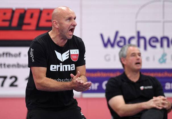 Volleyball 1. Bundesliga Saison 2016 2017 Testspiel TV Rottenburg - TV Ingersoll Buehl 08.10.2016 Trainer Hans Peter Mueller - Angstenberger (TV Rottenburg) 